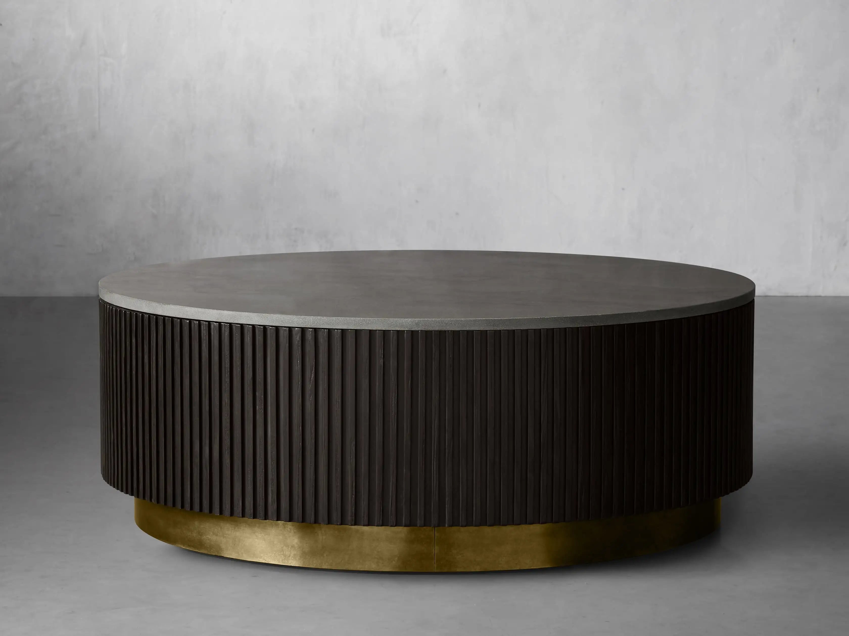 Fimley Round Coffee Table - thebelacan