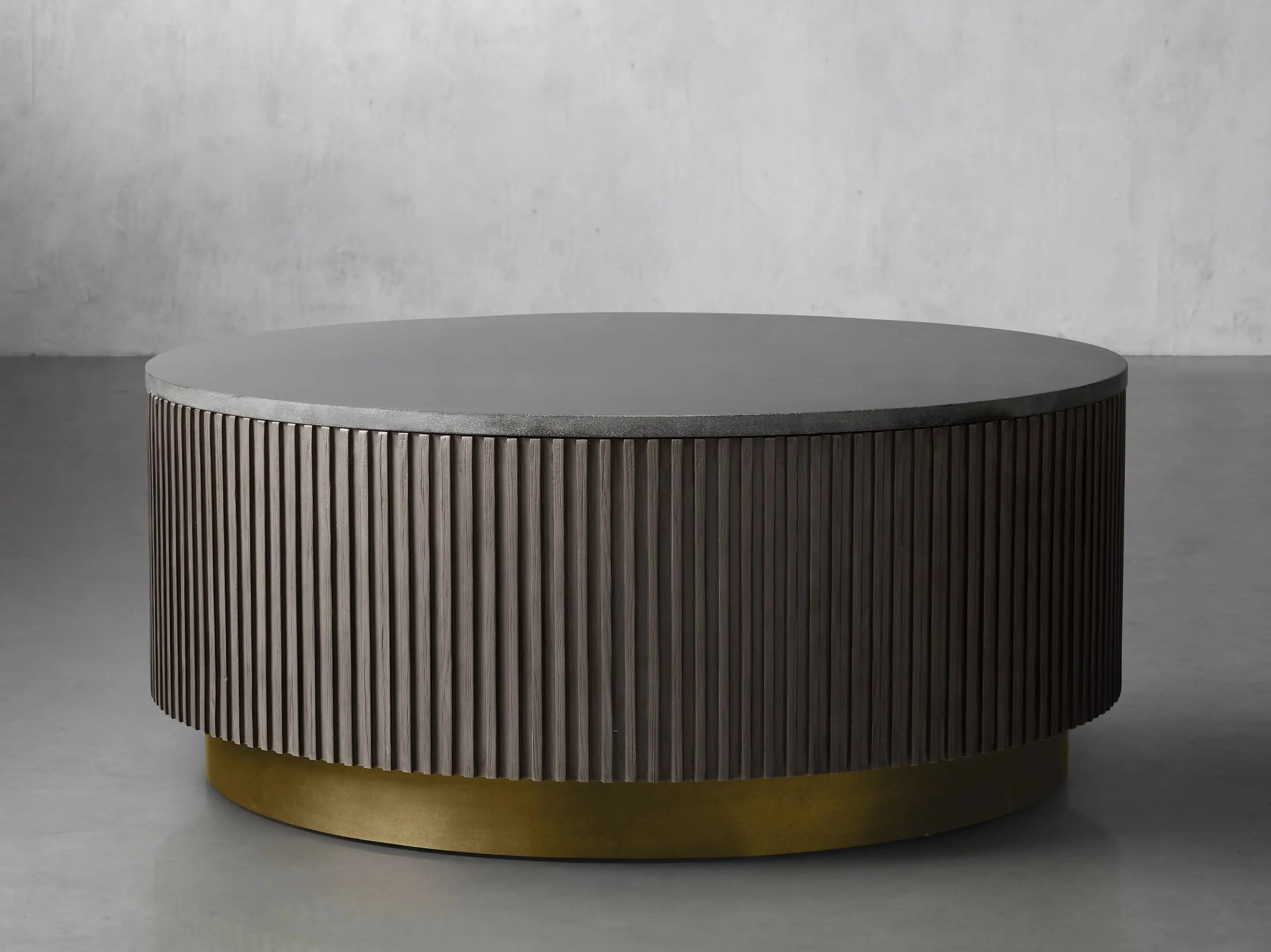 Fimley Round Coffee Table - thebelacan