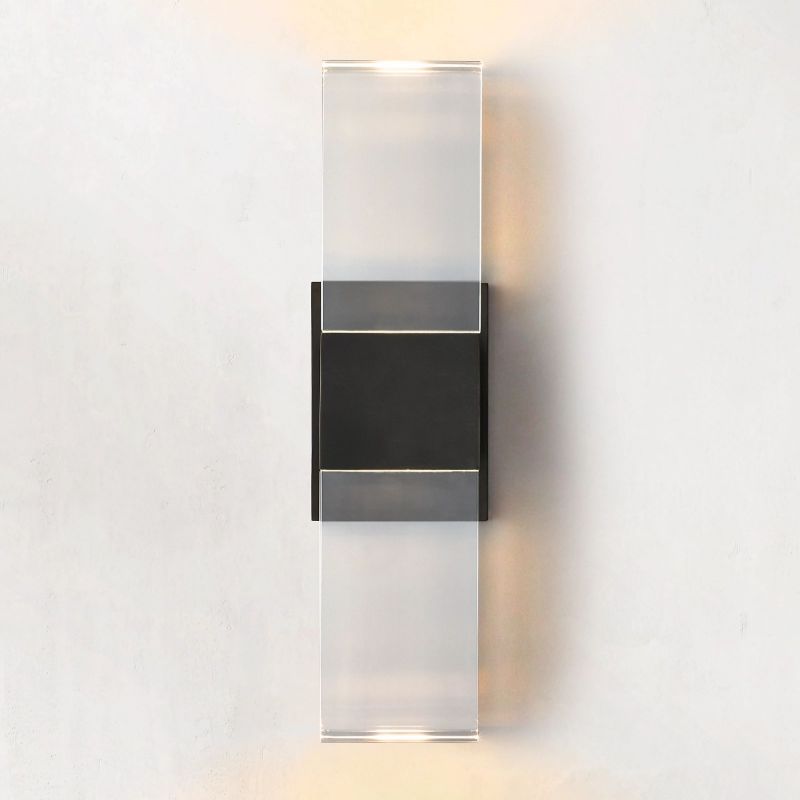 Serra Linear Sconce - thebelacan